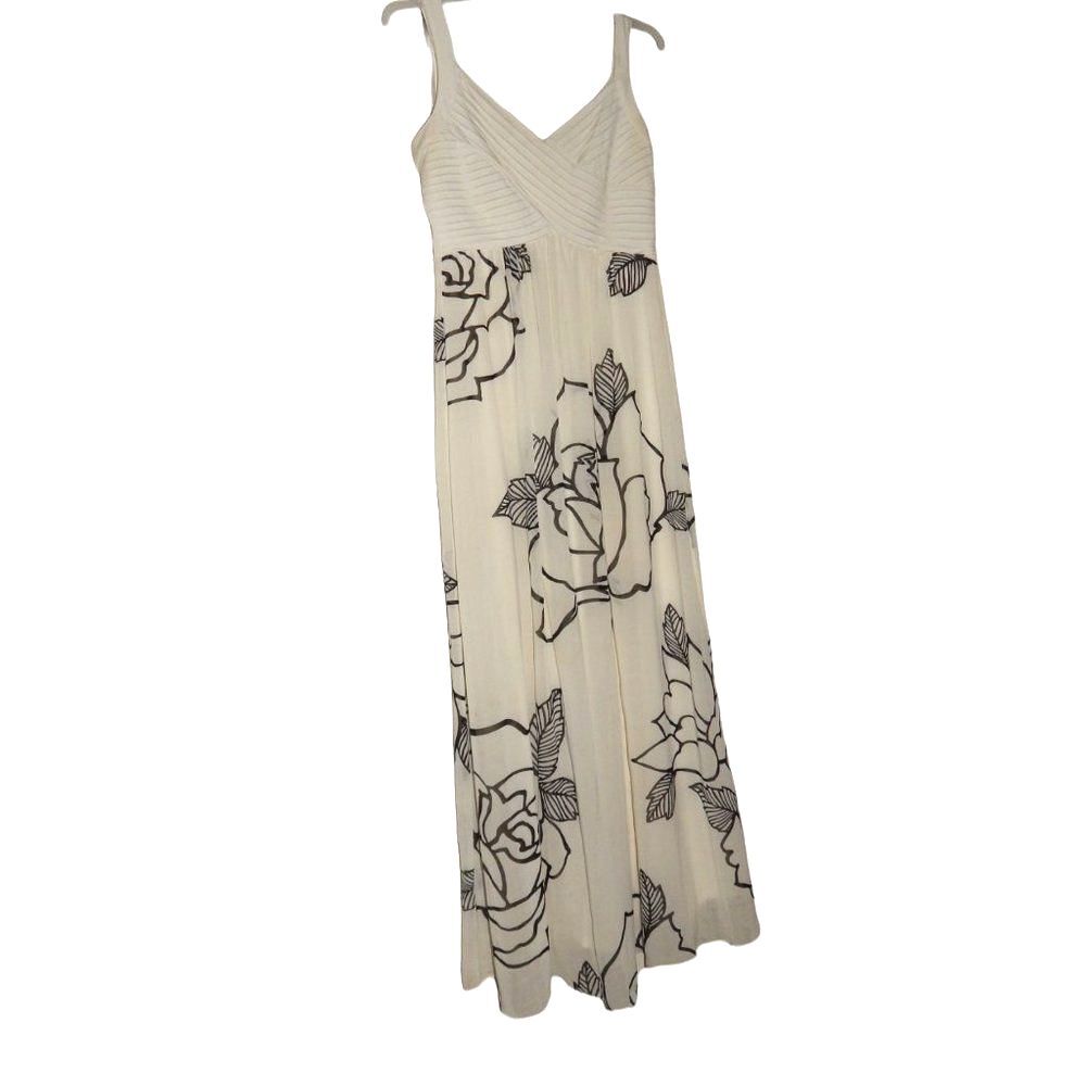 Roz & Ali women’s size 4 cream black floral floor length formal maxi gown